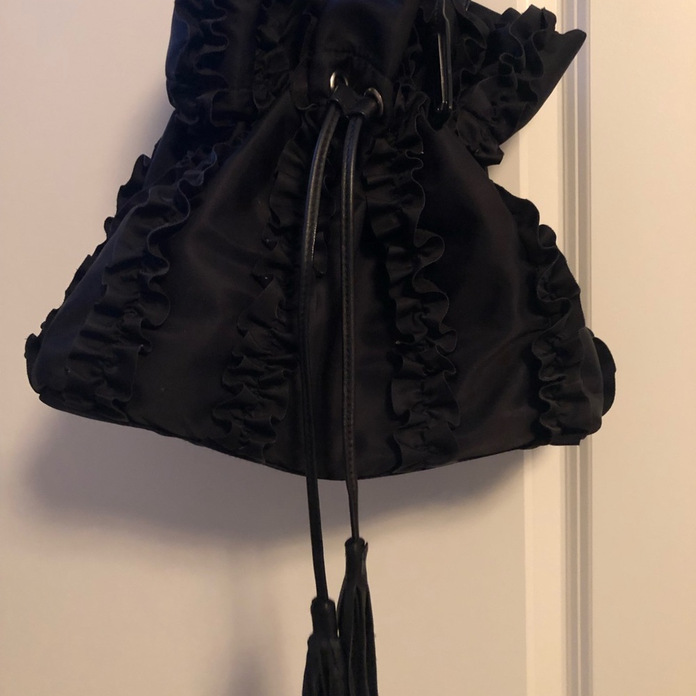 Banana Republic nylon bag black with a cinch - Picture 4 of 5
